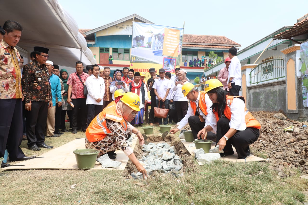Jadi Pusat Kajian Islam, Masjid Agung Tanara Ditata
