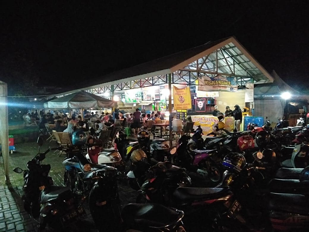 Pedagang Wisata Kuliner Kembali Lagi Jualan di Alun-alun Pandeglang 