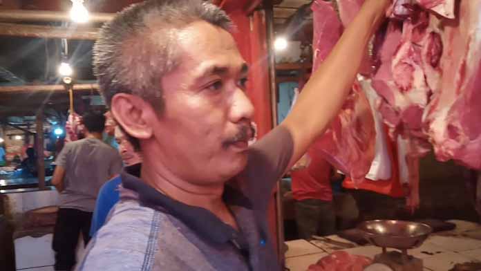 Jelang Idul Fitri Harga Daging Sapi di Pasar Pandeglang Alami Kenaikan