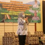 Bupati Irna Minta Kades Pro Aktif Memaksimalkan Progran PTSL