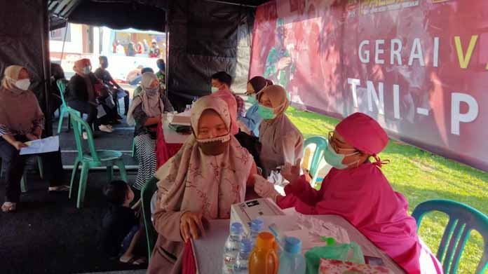 Polres Pandeglang Gelar Vaksin Massal Tahap 2, Layani Bagi Masyarakat Yang Belum Tạhap Pertama