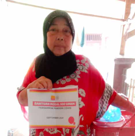 Yayasan Prima Kolaborasi Dengan Zis Indosat Salurkan Bantuan Modal Usaha Untuk Pelaku UMKM Di Lebak