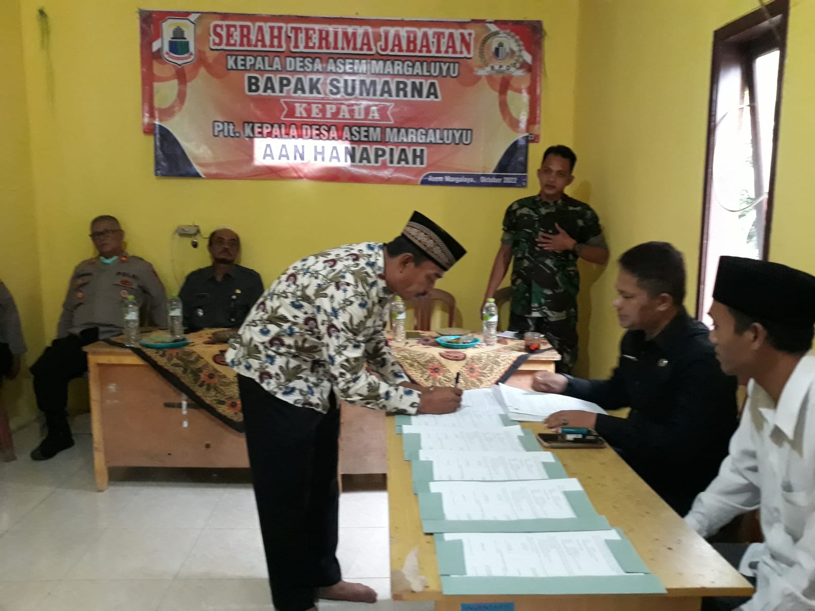 Habis Masa Jabatan ,Kades Desa Asem Margaluyu Diganti Oleh Plt