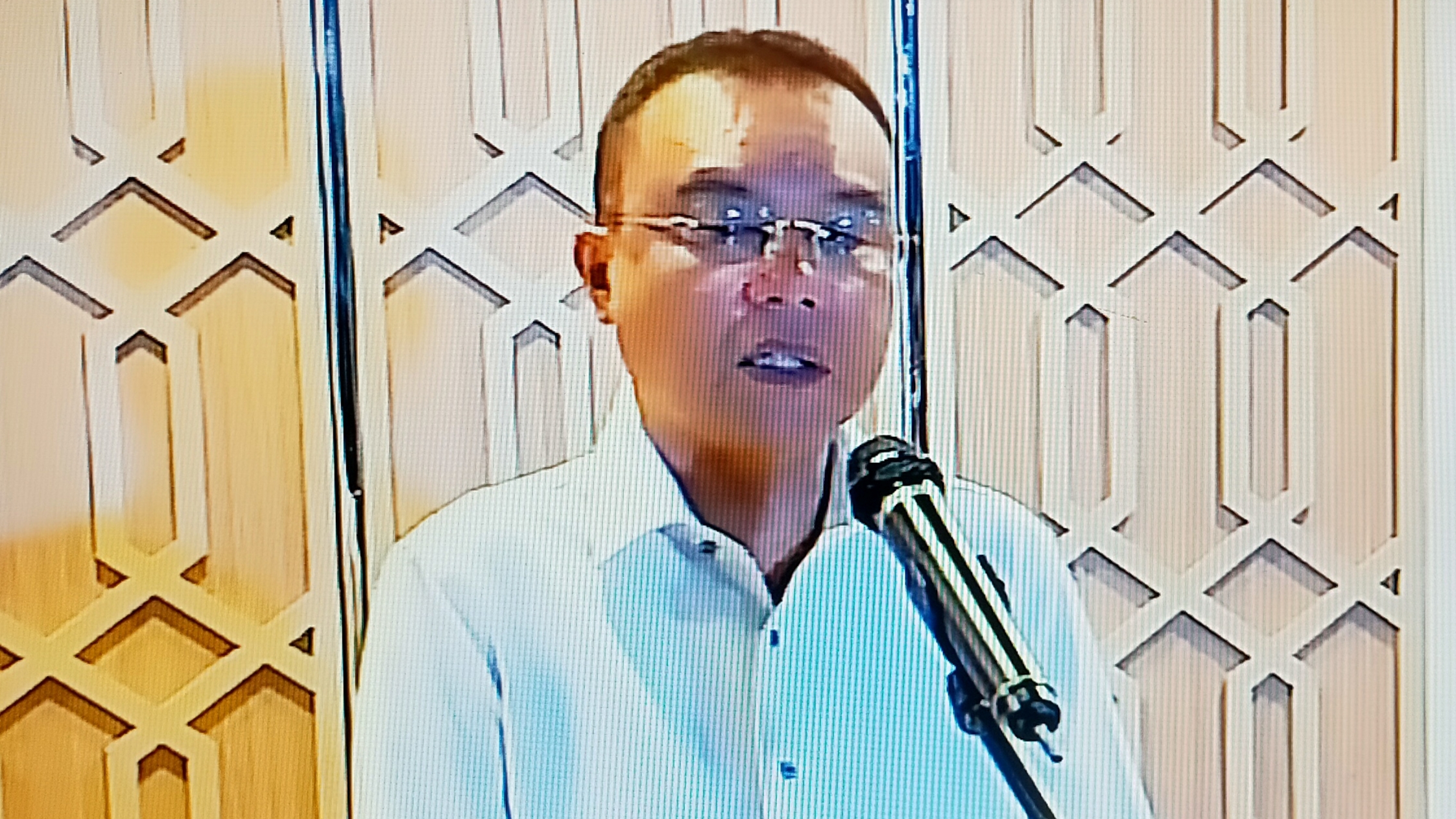 Buntut  Ribuan Aksi Masa  , DPR Batalkan Revisi UU Pilkada