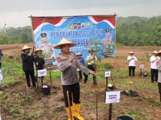 Polda Banten Tanam 1.000 Pohon di Lebak, Aksi Hijau Polri Gaungkan Gerakan Indonesia Asri
