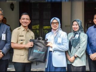 Terima Audiensi BSI, Bupati Hasbi Bahas Kerja Sama Penguatan Ekonomi Syariah