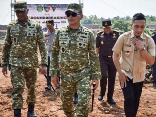 Pangdam Siliwangi Hadir di Lebak, Panen Raya dan Bantuan Sosial Warnai Peletakan Batu Pertama Masjid