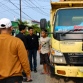 KUMALA Turun ke Jalan, Swiping Angkutan Tambang Pelanggar Perbup