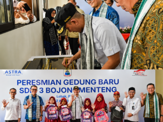 Bupati Hasbi Resmikan SDN 03 Bojongmenteng, Hasil Renovasi Total Dukungan Astra